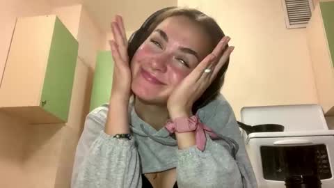 Snapshot of saundrayeeloy chatting on September 2025 06:02:01 PM Martha online show from September 2025 06:02:01 PM