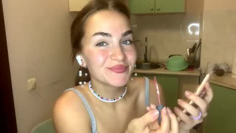 Snapshot of saundrayeeloy chatting on October 2025 03:22:01 PM Martha online show from October 2025 03:22:01 PM