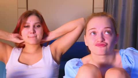 Snapshot of sav_anna chatting on December 2024 02:28:01 PM LUNA and ANNA    online show from December 2024 02:28:01 PM