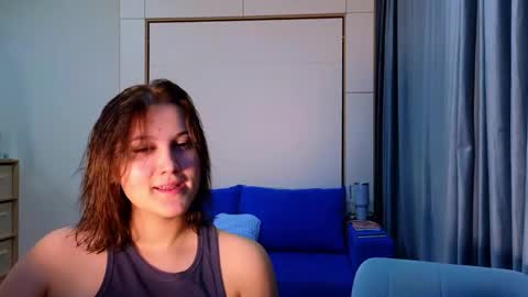 Snapshot of sav_anna chatting on October 2025 02:16:02 PM LUNA and ANNA    online show from October 2025 02:16:02 PM