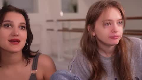 Snapshot of sav_anna chatting on October 2025 02:46:01 PM LUNA and ANNA    online show from October 2025 02:46:01 PM