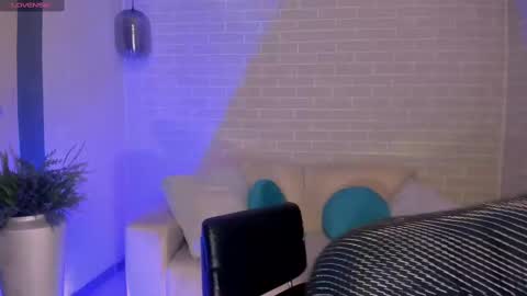 S a v a n n a h  online show from February 2025 10:12:02 AM