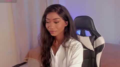 Savannahwildee online show from February 2025 09:04:01 PM