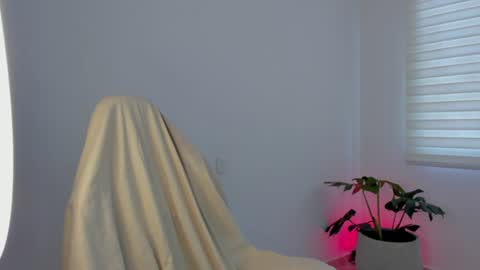 Savannahwildee online show from June 2026 02:21:01 PM