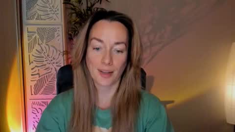 save the qween online show from February 2026 06:09:01 AM