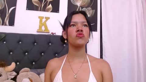 Snapshot of saykimmy chatting on April 2026 03:00:02 AM saykimmy online show from April 2026 03:00:02 AM