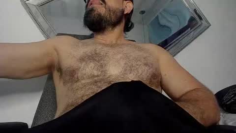 sebastian   muscleman  daddy   the better  latin  lover   online show from October 2025 01:00:02 PM