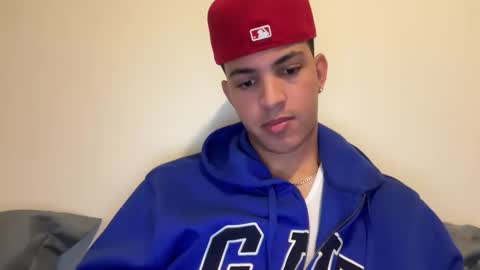 sbouchikh03 online show from February 2026 05:46:01 AM