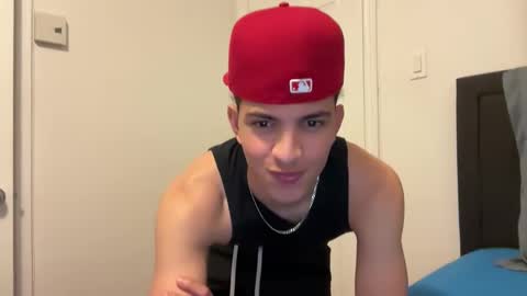 sbouchikh03 online show from February 2026 07:37:01 AM