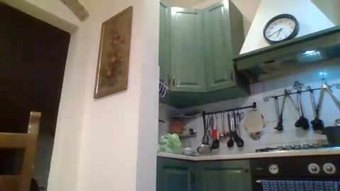 sbrinaiceberg online show from October 2025 04:42:01 AM