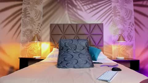 Scarleet online show from October 2025 08:08:02 PM