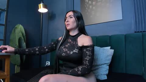 Scarlet Edwars online show from January 2026 07:17:02 PM