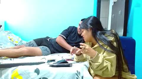 ScarletandRyan28 online show from January 2025 01:17:01 PM