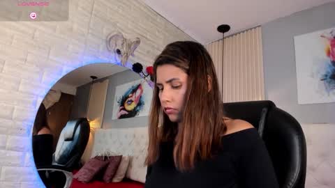 Snapshot of scarletbaker__ chatting on October 2025 05:35:02 PM Scarlet online show from October 2025 05:35:02 PM