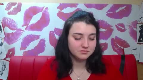 ScarletCargo online show from November 2025 06:49:02 AM