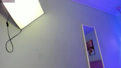 Scarlet  online show from February 2026 05:07:02 AM