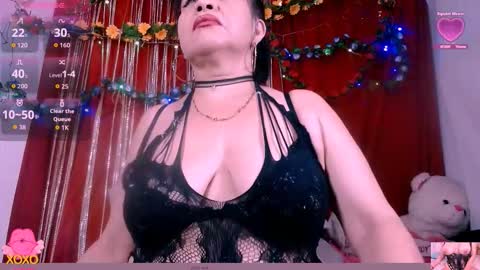 Snapshot of scarlethh_hott chatting on September 2025 09:57:01 AM scarlethh hott online show from September 2025 09:57:01 AM