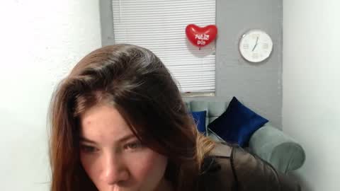 scarlethsexy69 online show from September 2025 01:03:01 PM