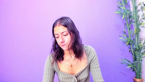 Denis online show from December 2024 01:00:02 PM