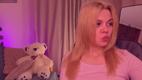 scarletmarney online show from May 2026 03:07:02 PM