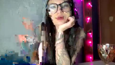 Snapshot of scarletpetal chatting on January 2025 09:26:01 AM scarletpetal online show from January 2025 09:26:01 AM