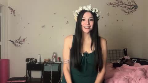 scarlet skyee online show from August 2026 04:11:01 AM
