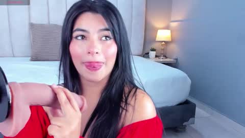 Scarlet online show from November 2025 04:13:02 AM