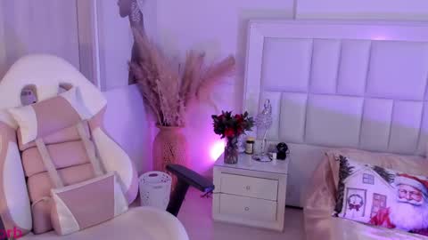 Snapshot of scarlett__baker11 chatting on December 2024 09:06:01 PM juli online show from December 2024 09:06:01 PM