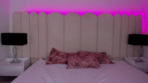 scarlett__noir online show from December 2025 07:10:01 PM