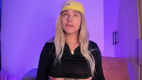 SCARLETT COLLINS online show from November 2025 05:31:01 AM