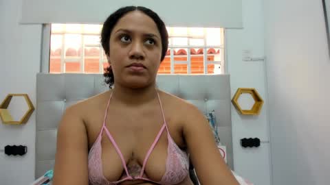 scarlett_fox20 online show from January 2025 06:24:02 PM