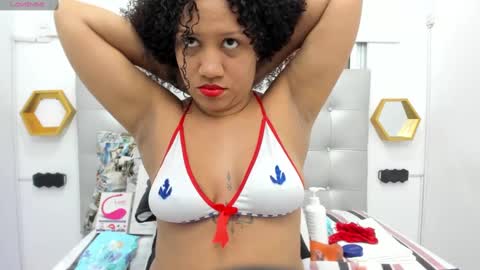 scarlett_fox20 online show from February 2025 11:34:02 AM