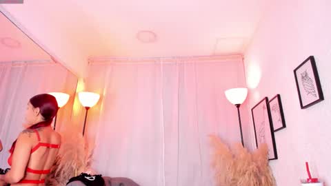 Scarlett Johs online show from October 2025 12:04:02 PM