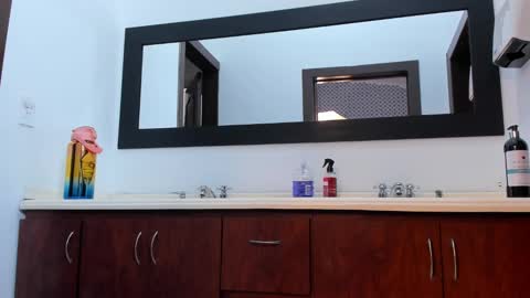 Scarlett online show from February 2025 01:44:01 PM