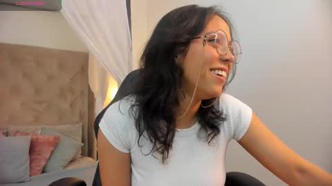 Scarllett online show from February 2026 02:00:02 PM