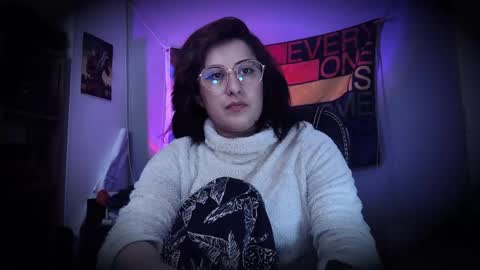 Snapshot of scarlett_sen chatting on June 2026 04:02:01 PM Mistress Scarlett online show from June 2026 04:02:01 PM