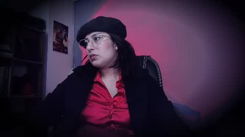 Snapshot of scarlett_sen chatting on June 2026 02:38:01 PM Mistress Scarlett online show from June 2026 02:38:01 PM