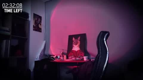 Snapshot of scarlett_sen chatting on June 2026 01:43:02 PM Mistress Scarlett online show from June 2026 01:43:02 PM