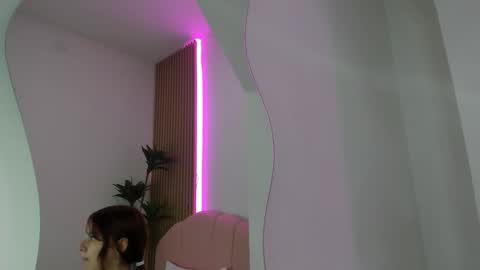 scarlett smith 3 online show from December 2025 03:01:01 AM