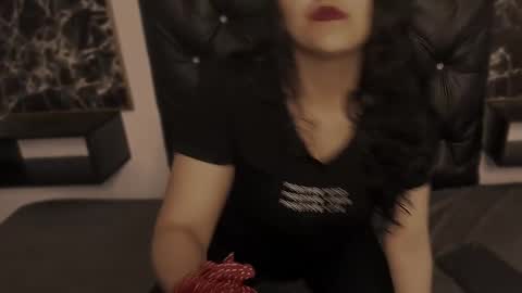 Snapshot of scarlett_w0lf chatting on February 2025 04:26:02 PM Scarlett online show from February 2025 04:26:02 PM