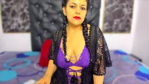 Snapshot of scarlett_w0lf chatting on October 2025 03:02:02 PM Scarlett online show from October 2025 03:02:02 PM