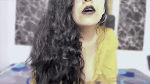 Snapshot of scarlett_w0lf chatting on November 2025 03:12:01 PM Scarlett online show from November 2025 03:12:01 PM