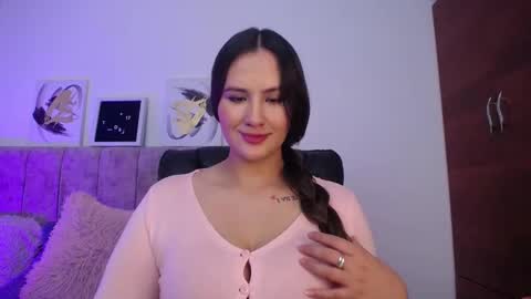 Snapshot of scarlettbrowmn chatting on January 2025 06:42:01 AM Sara online show from January 2025 06:42:01 AM