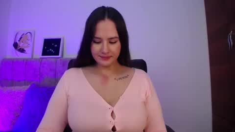 Snapshot of scarlettbrowmn chatting on January 2025 05:33:02 AM Sara online show from January 2025 05:33:02 AM