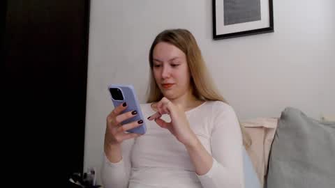 Scarlett online show from October 2025 04:39:01 PM