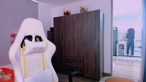 Scarlett online show from February 2026 09:19:02 PM