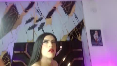 Snapshot of scarlettqueencs chatting on November 2025 04:34:01 AM Scarlett online show from November 2025 04:34:01 AM