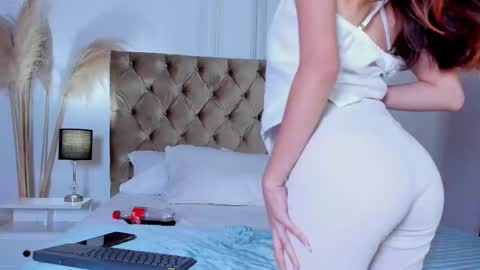 scarlett online show from November 2025 01:54:02 PM