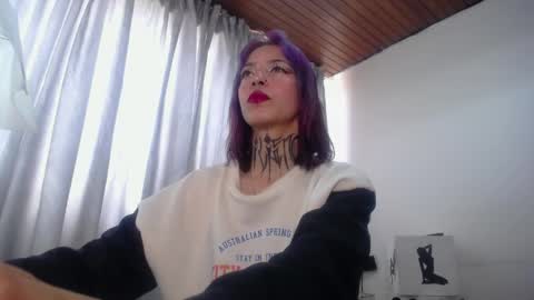 Snapshot of scarllett_bdsm chatting on May 2026 04:48:02 PM Scarllett online show from May 2026 04:48:02 PM