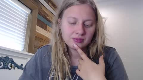 Snapshot of scartit chatting on April 2026 04:41:01 PM ScarTit Bernhard online show from April 2026 04:41:01 PM